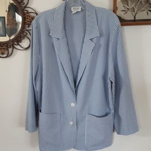REGAL BLUE/WHITE SEERSUCKER JACKET, SIZE MEDIUM